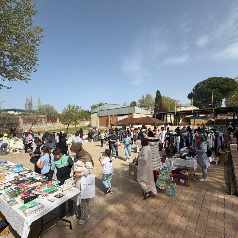 🌟 ¡Éxito total en nuestro mercadillo solidario!